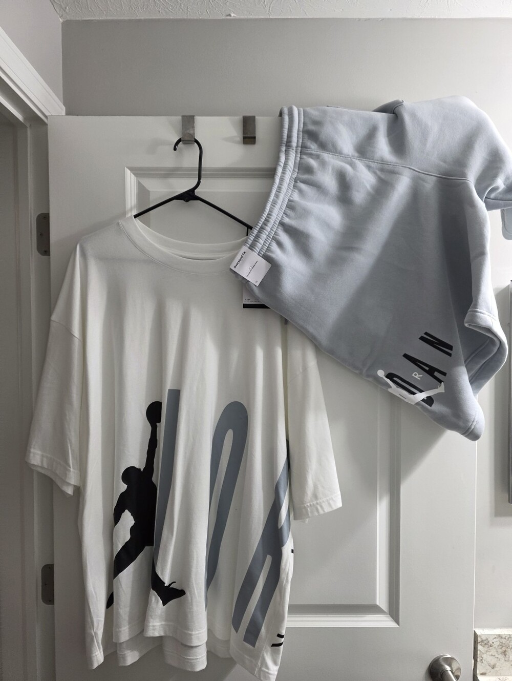 Air Jordan  Tee W/Matching Shorts Oversized